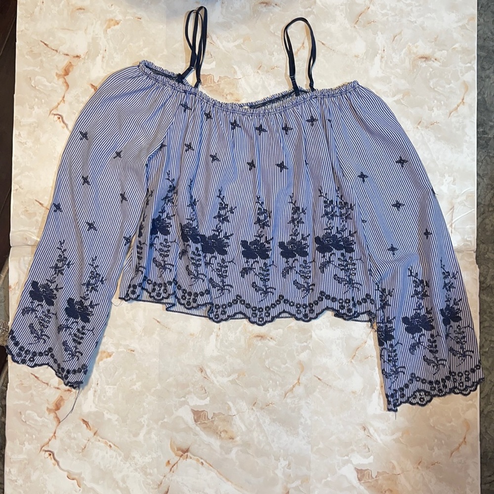 Women top